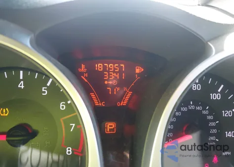 2015 Nissan Juke Sv z USA, uszkodzony, nr VIN JN8AF5MR6FT504864